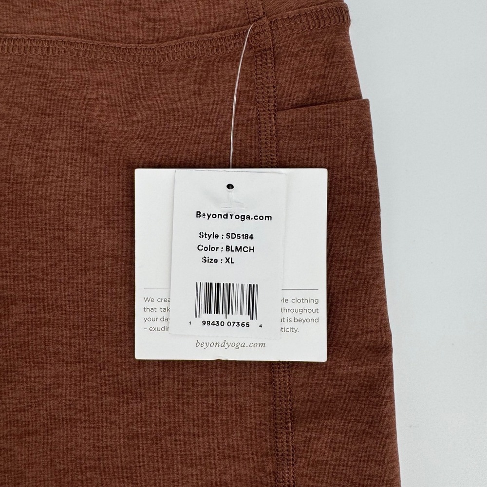 Beyond Yoga Spacedye Out of Pocket High Waisted Midi Short Brown XL SD5184 NEW - Picture 5 of 5